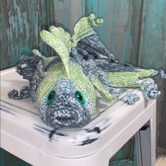 Beta Fish, Crocheted - Picture 2 of 2